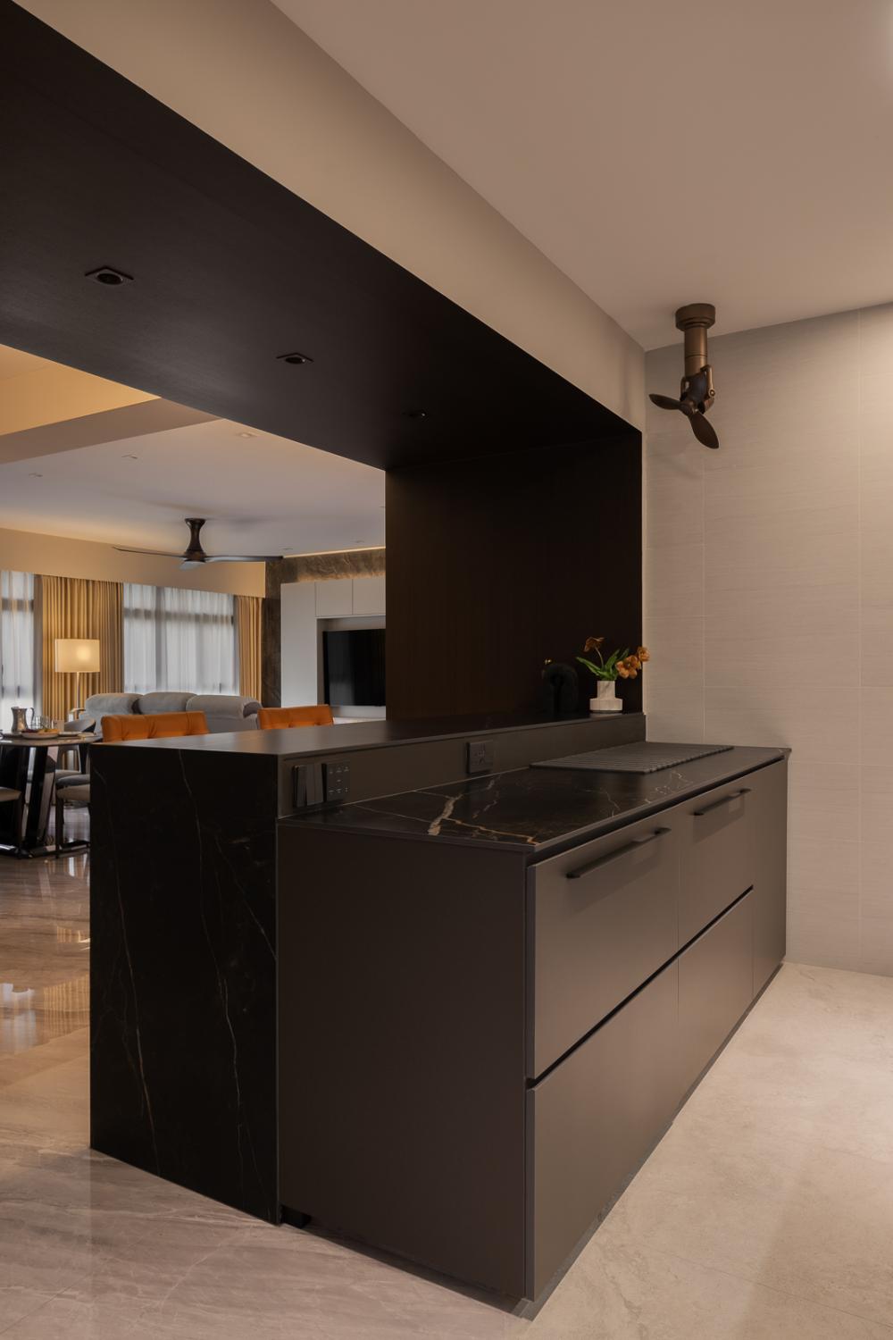 Modern Kitchen with Countertop and Homogeneous Tiles