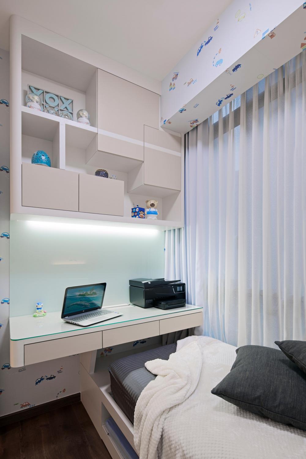 Modern Kids Room with Bookshelf and Platform Bed