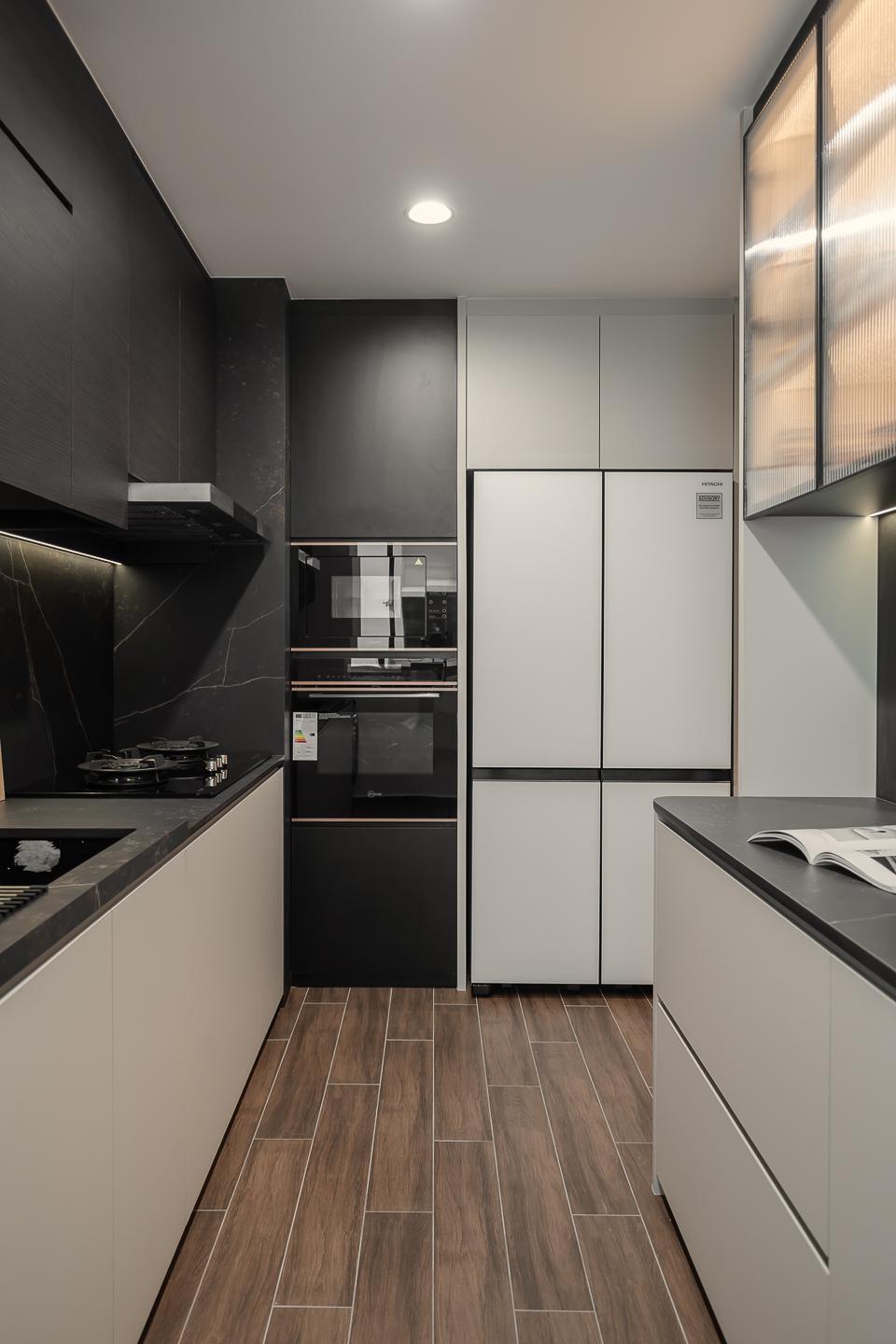 Modern Kitchen with Countertop and Kitchen Backsplash