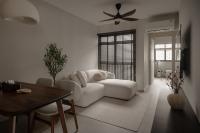 Modern Living Room at Heiwa House