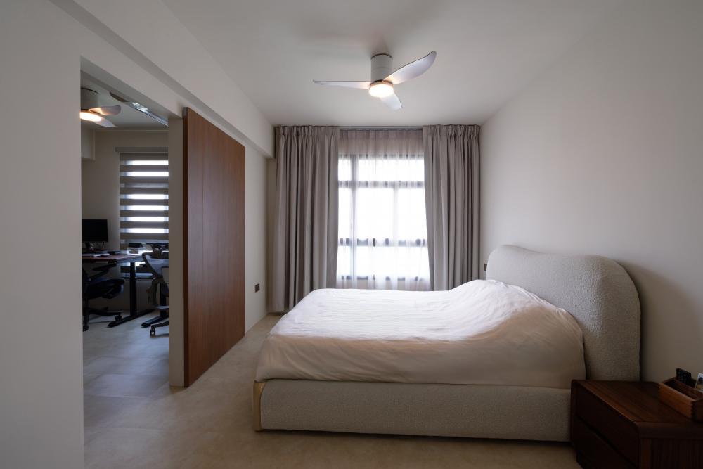 Asian Bedroom with Homogeneous Tiles and Queen Bed