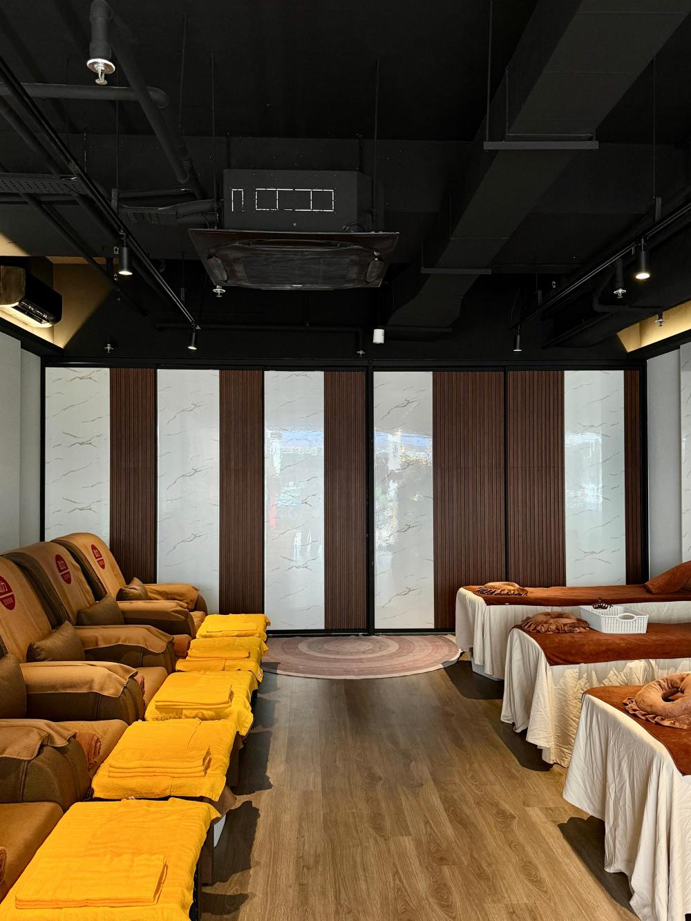 Modern Retail with Wood Flooring and Flooring