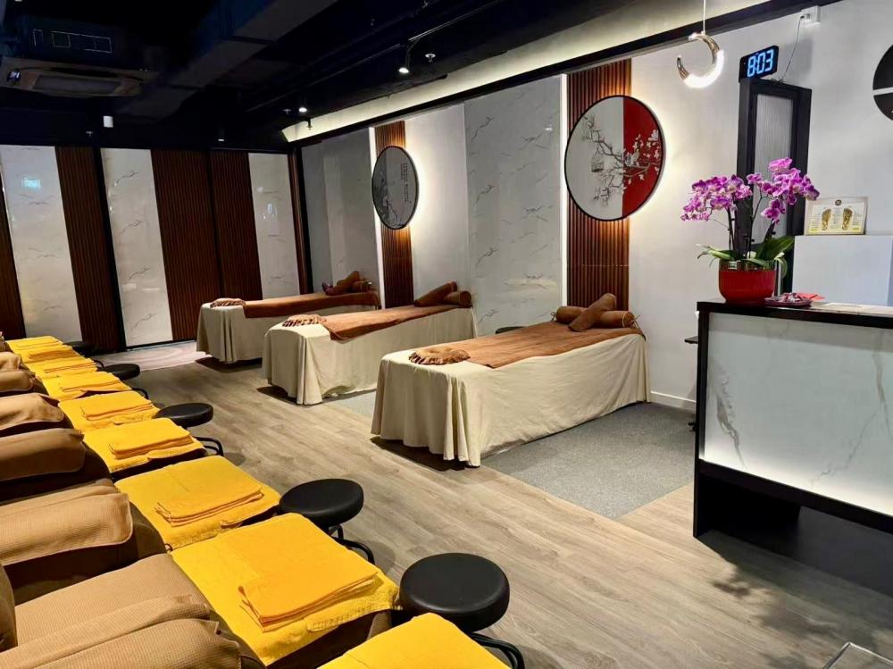 Modern Retail with Wood Flooring and Feature Wall