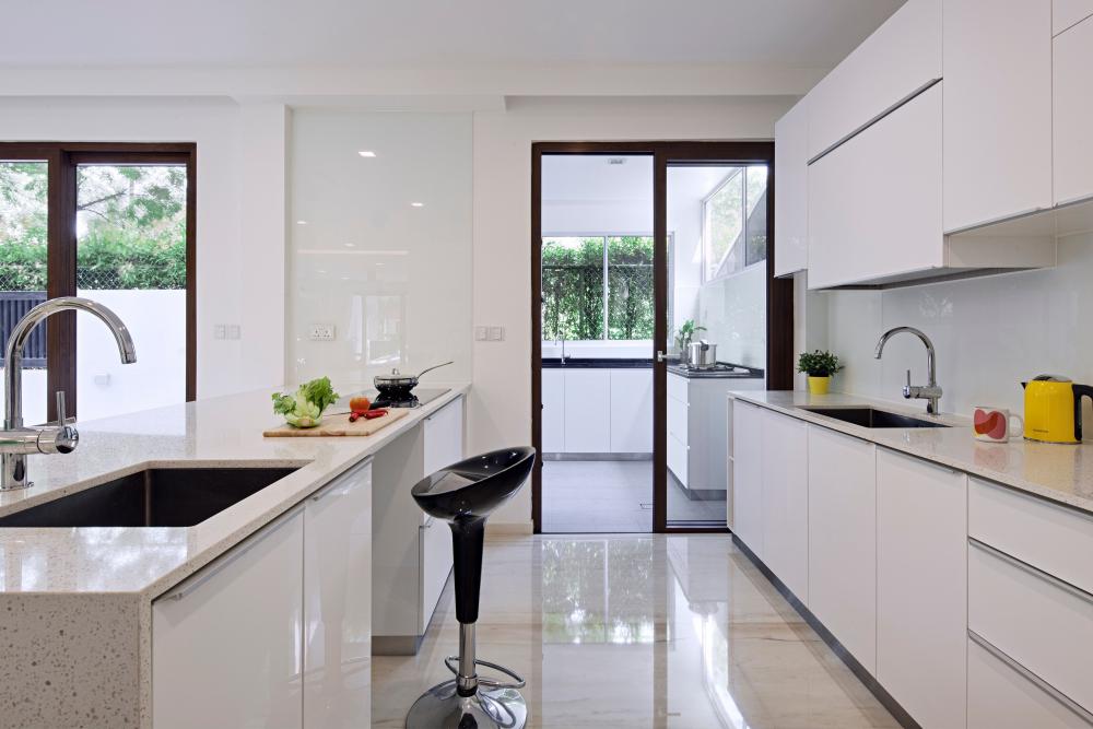 Modern Kitchen with Countertop and Marble Floor