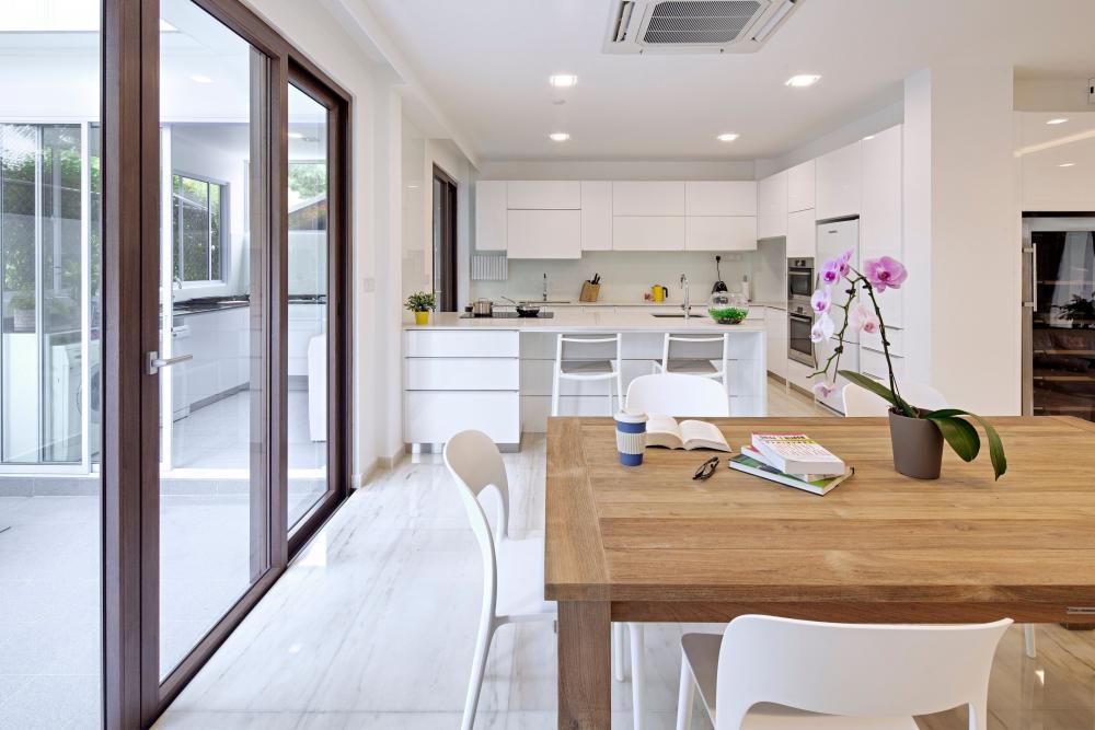 Modern Dining Room with Open Kitchen and Dining Table