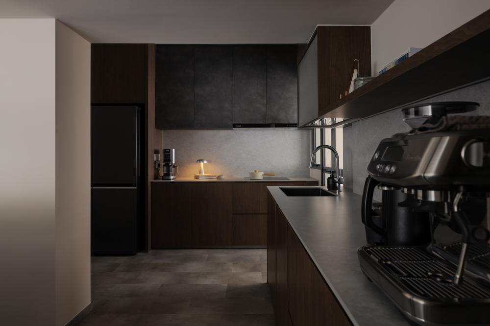Minimalist Kitchen with Countertop and Homogeneous Tiles