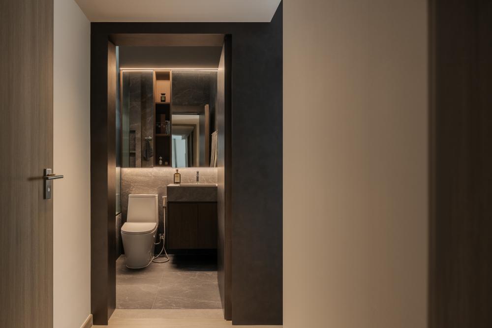Minimalist Bathroom with Countertop and Homogeneous Tiles
