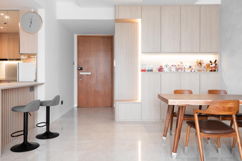 Scandinavian Dining Room with Cove Lighting and Ceiling Light