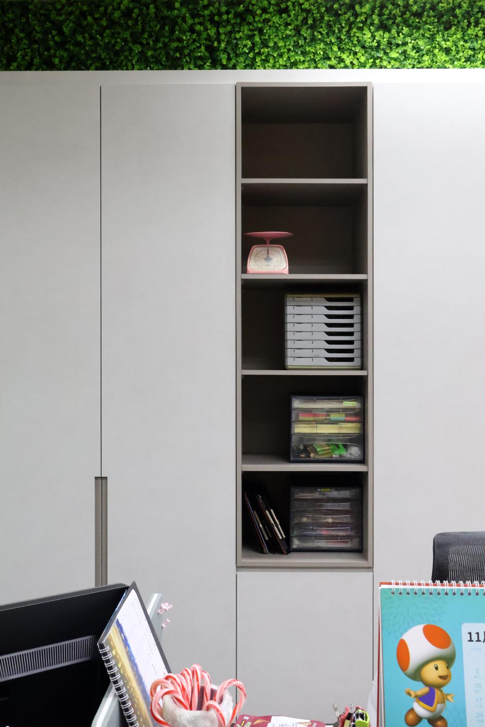 Minimalist Office with Bookshelf and Desk