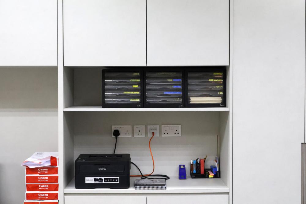 Minimalist Office with Bookshelf and Desk