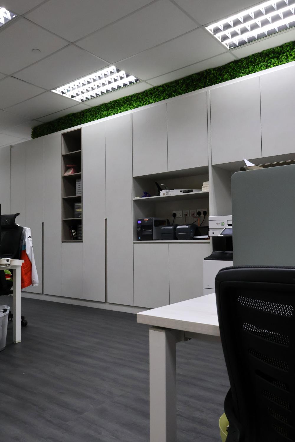 Minimalist Office with Bookshelf and Desk