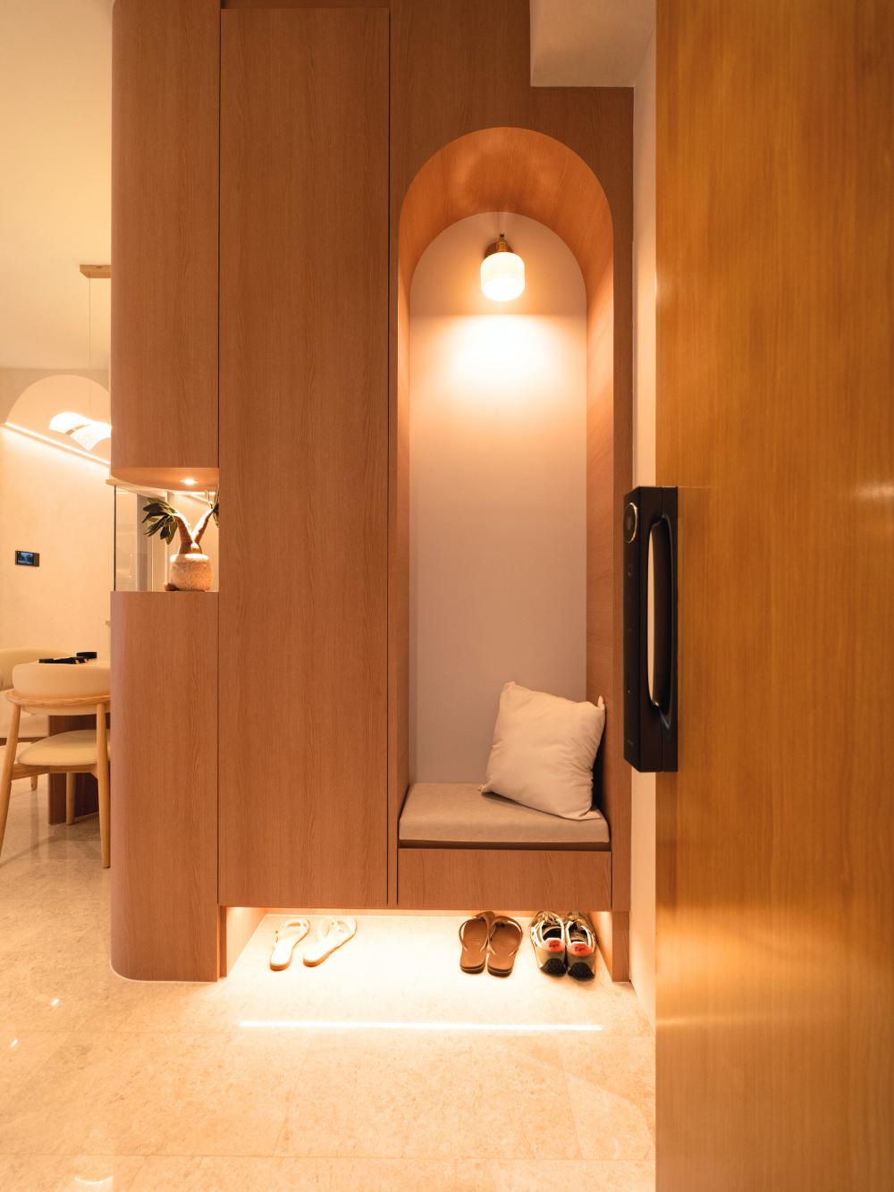 Minimalist Entryway with Mirror and Shoe Rack