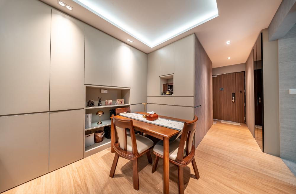 Modern Dining Room with Dining Chairs and Lighting