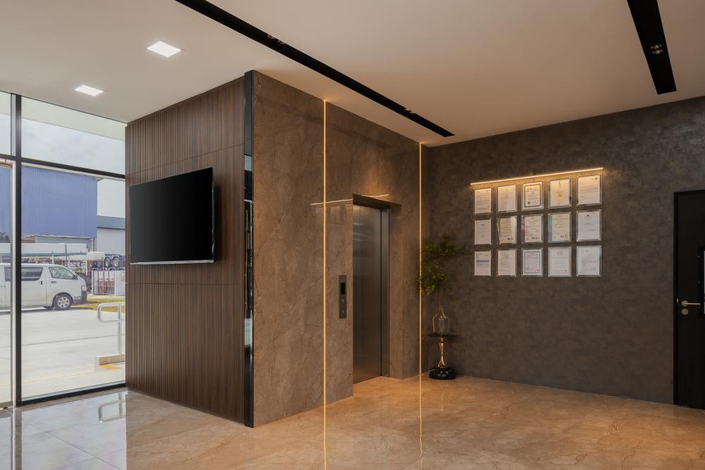 Modern Foyer with Artwork and Office Chair