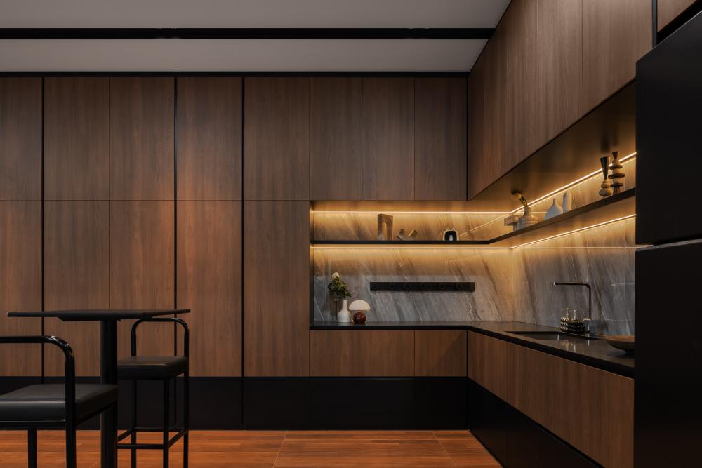 Modern Pantry with Kitchen Island and Kitchen Accessories