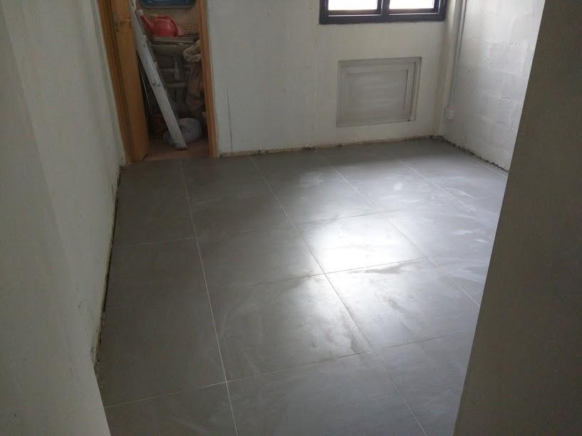 Asian Bedroom with Homogeneous Tiles and Cement Floor