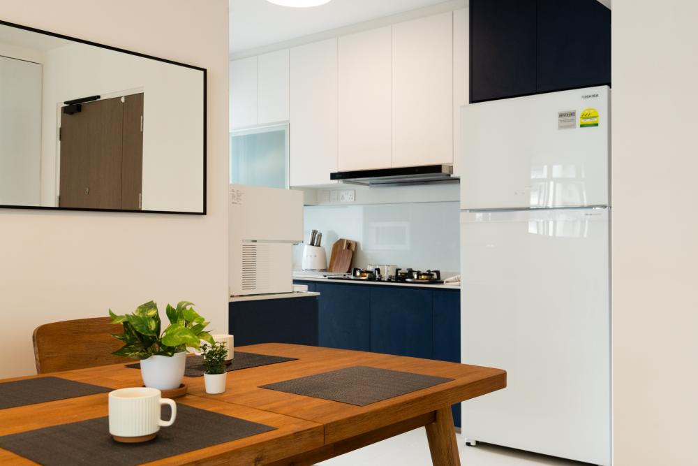 Contemporary Dining Room with Drop Light and Dining Table