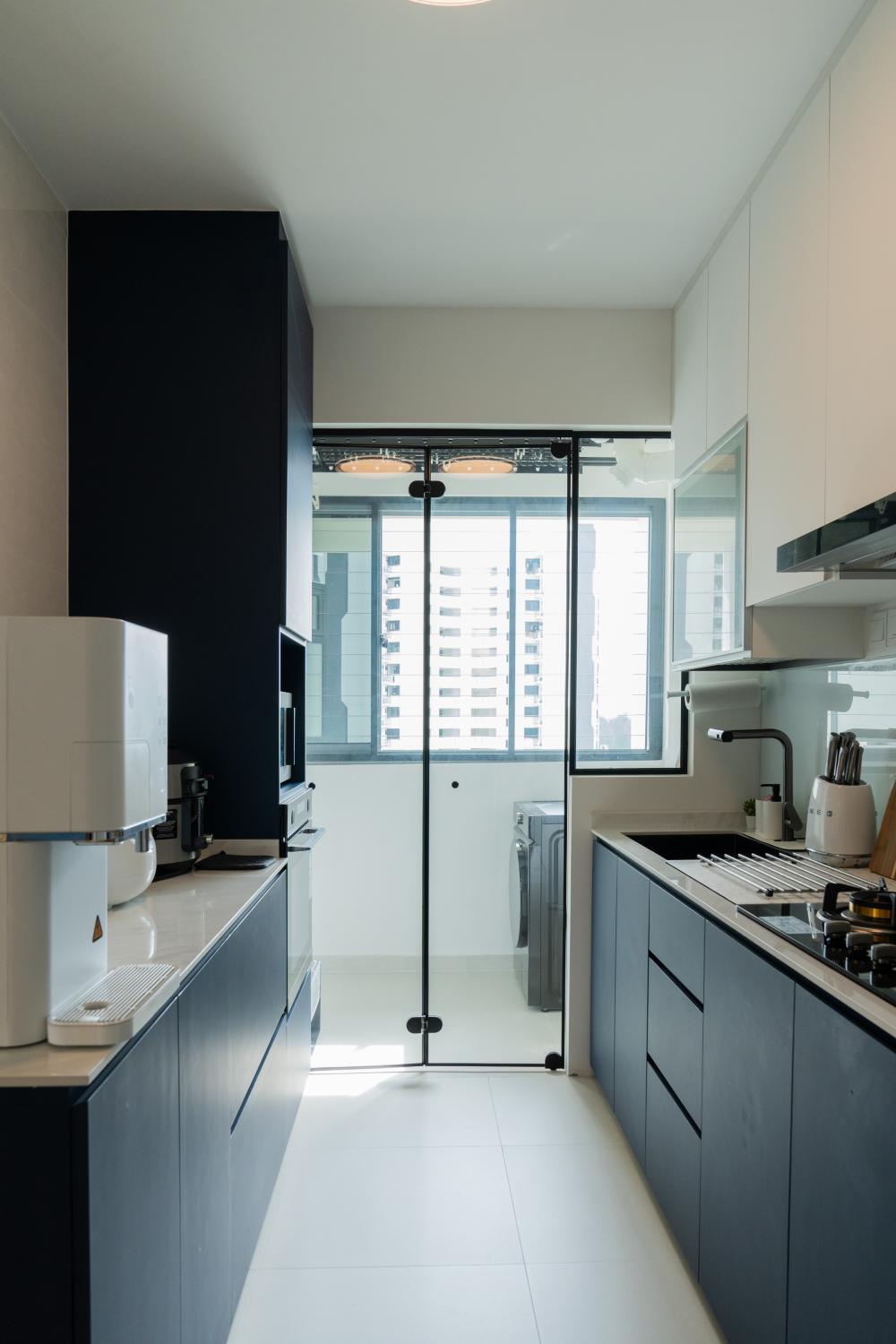 Contemporary Kitchen with Countertop and Cupboard