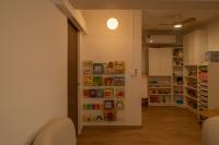 Modern Living Room at Blk 442 Sin Ming Ave