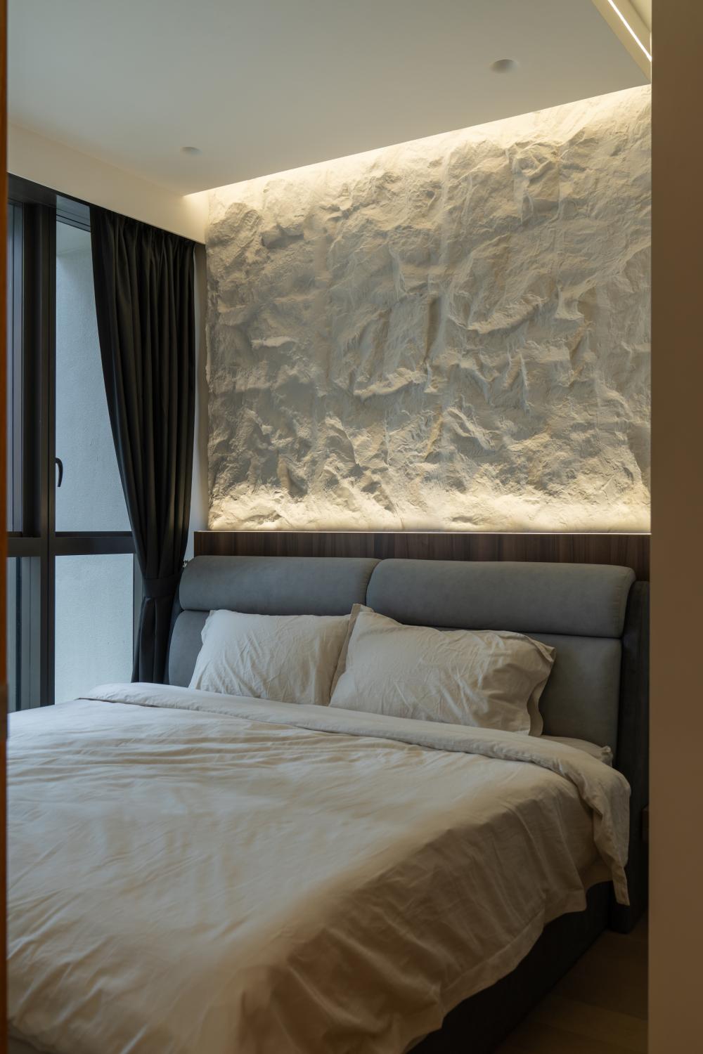 Modern Bedroom with Feature Wall and Cove Lighting