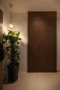 Contemporary Entryway at Pinnacle @ Duxton II