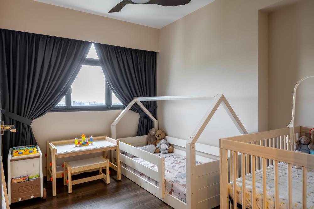 Modern Bedroom with Ceiling Fan and Curtain