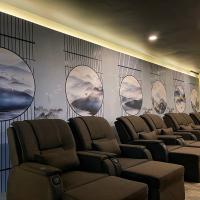 Modern Resale Commercial by Smart Renovation