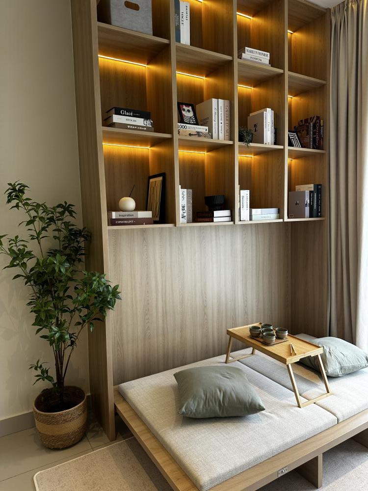 Modern Workstation with Bookshelf and Desk