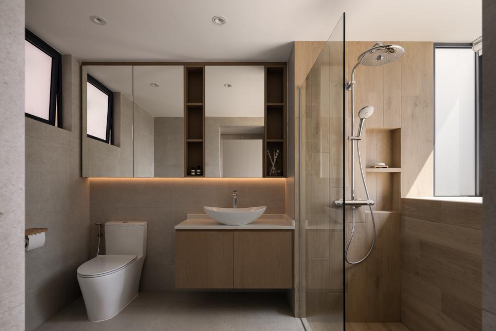 Asian Bathroom with Countertop and Homogeneous Tiles