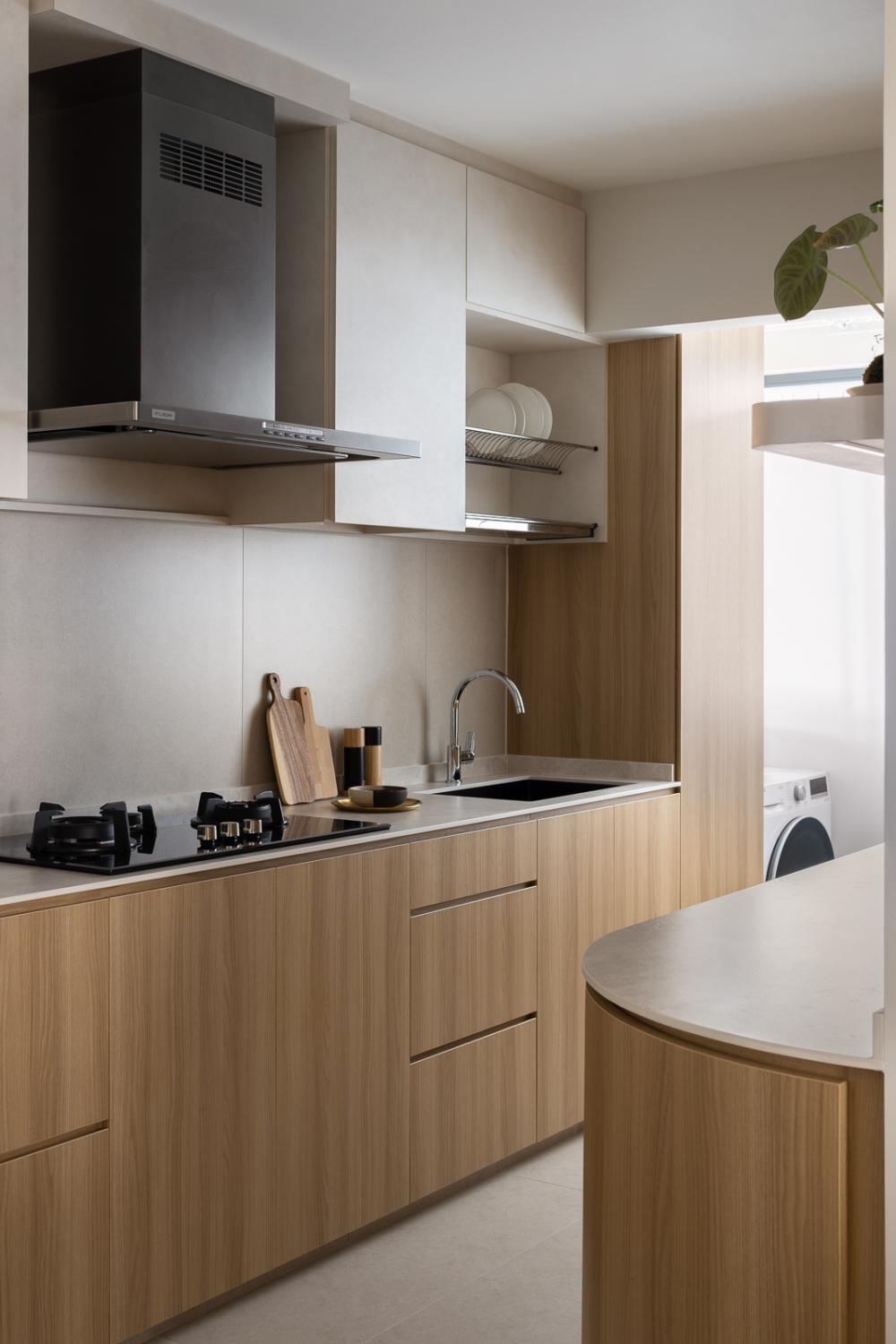 Modern Kitchen with Countertop and Homogeneous Tiles