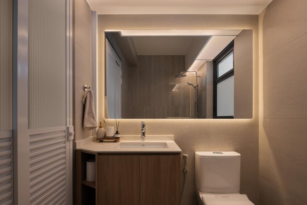 Modern Bathroom with Countertop and Homogeneous Tiles