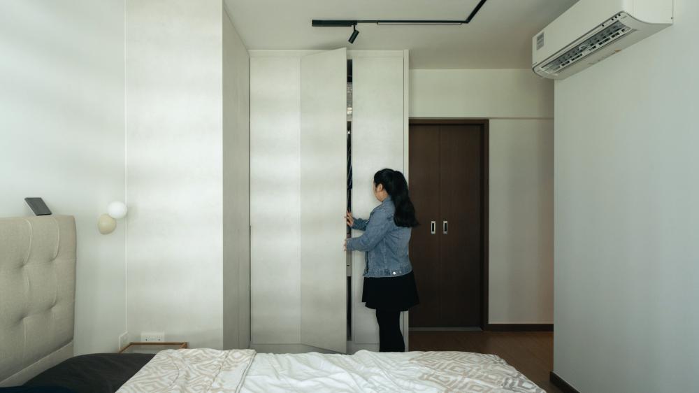 Minimalist Bedroom with Drop Light and Downlights
