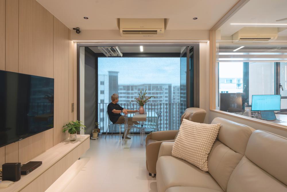 Contemporary Dining Room with Downlights and Dining Table