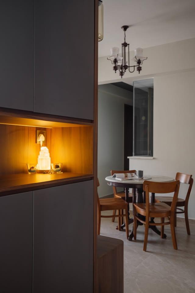 Contemporary Dining Room with Chandelier and Dining Table