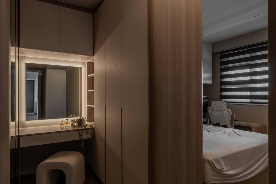 Modern Bedroom with Wardrobe and Bedroom Dresser