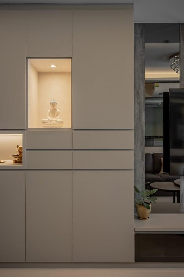 Modern Entryway with Small Storage and Shoe Cabinets
