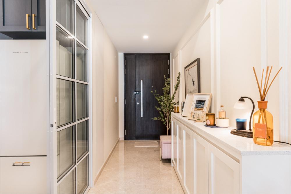 Modern Entryway with Seating Bench and Shoe Rack