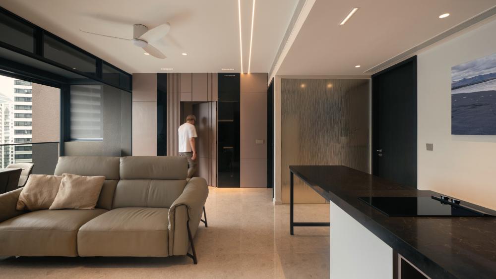 Contemporary Living Room with Countertop and Sofa
