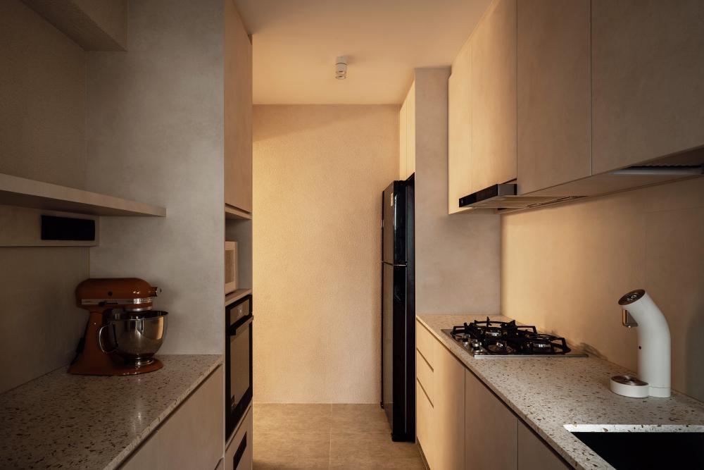 Minimalist Kitchen with Countertop and Homogeneous Tiles