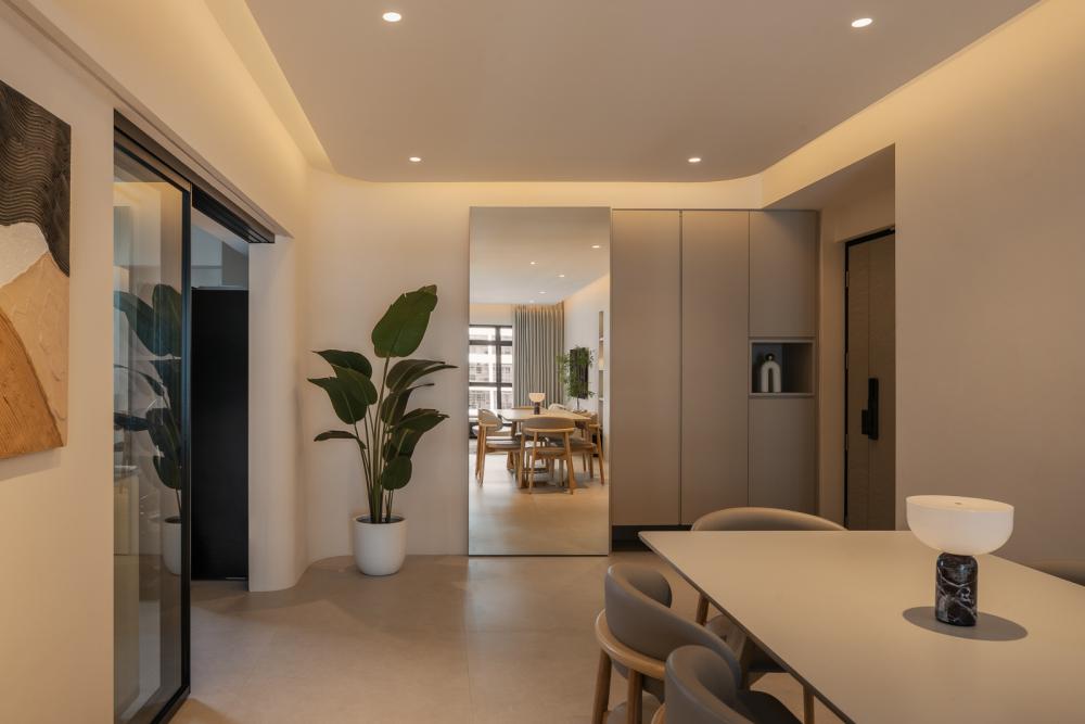 Modern Living Room with Drop Ceiling and Armchairs