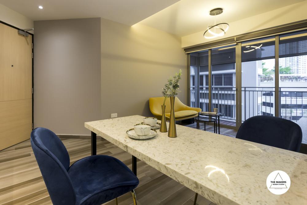 Contemporary Dining Room with Dining Table and Lighting