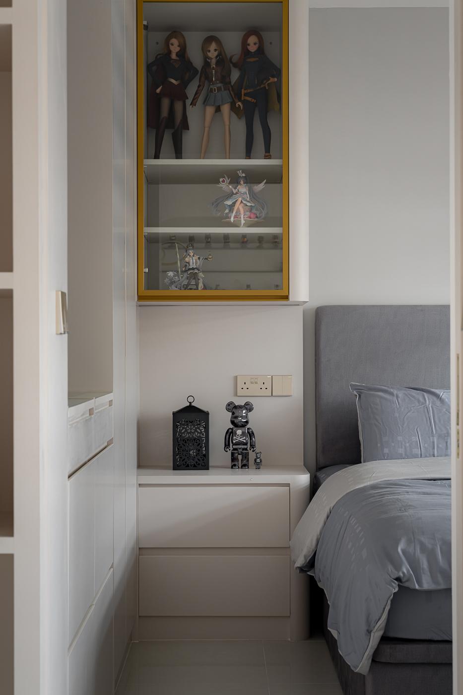 Modern Bedroom with Display Cabinets and Bed