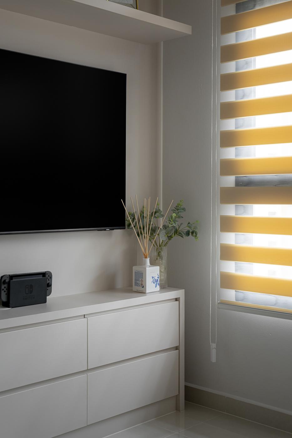 Modern Living Room with TV and Blinds