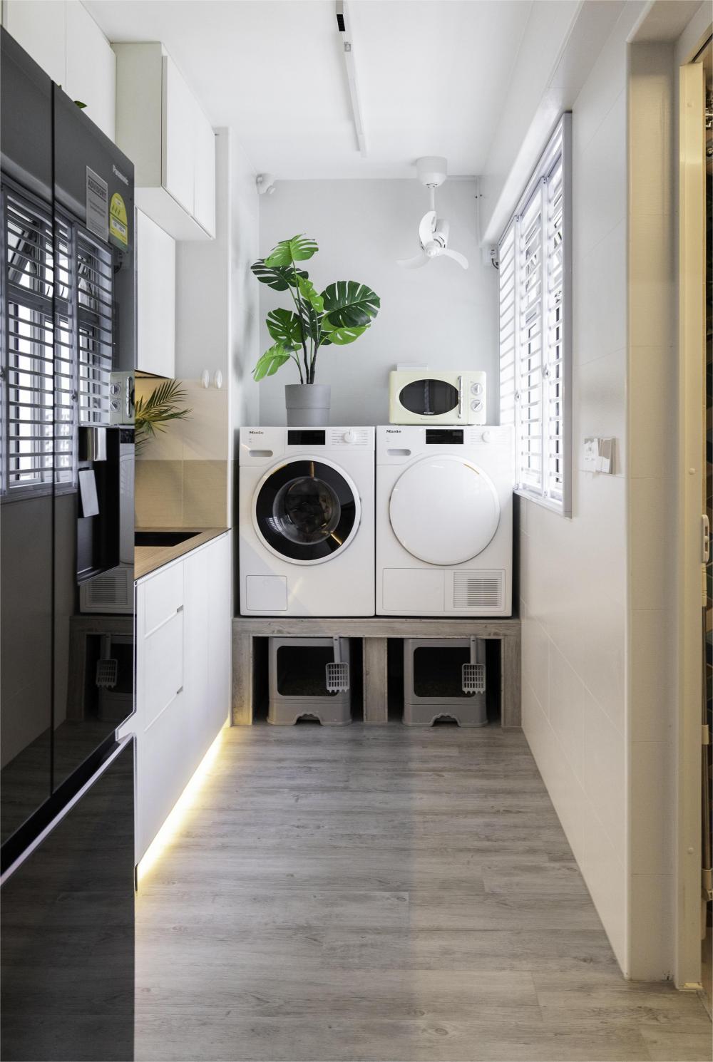 Modern Kitchen with Countertop and Refrigerator