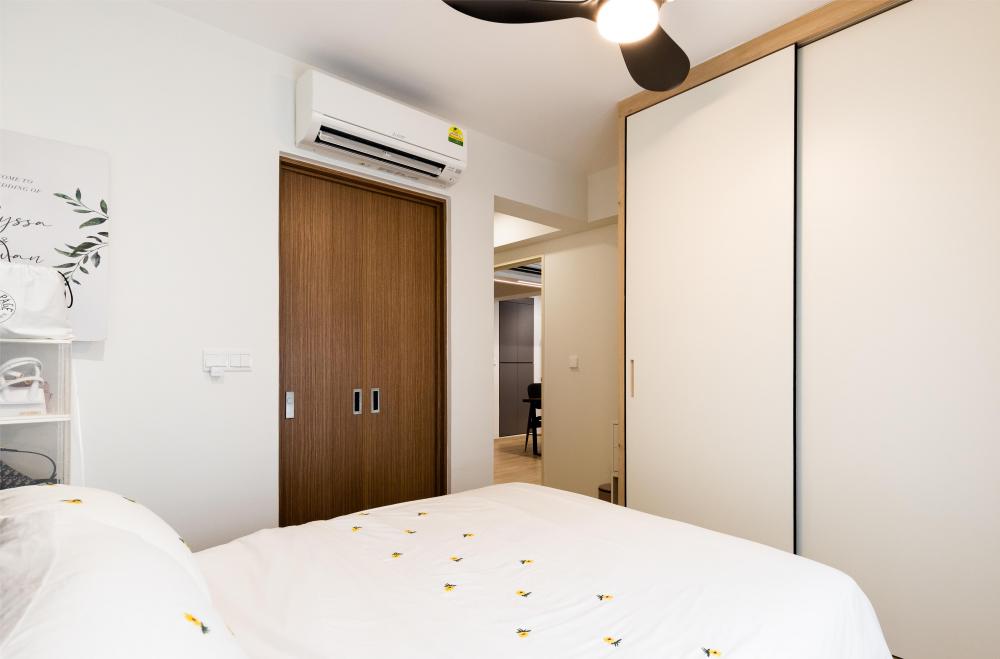 Modern Bedroom with Wardrobe and Bed