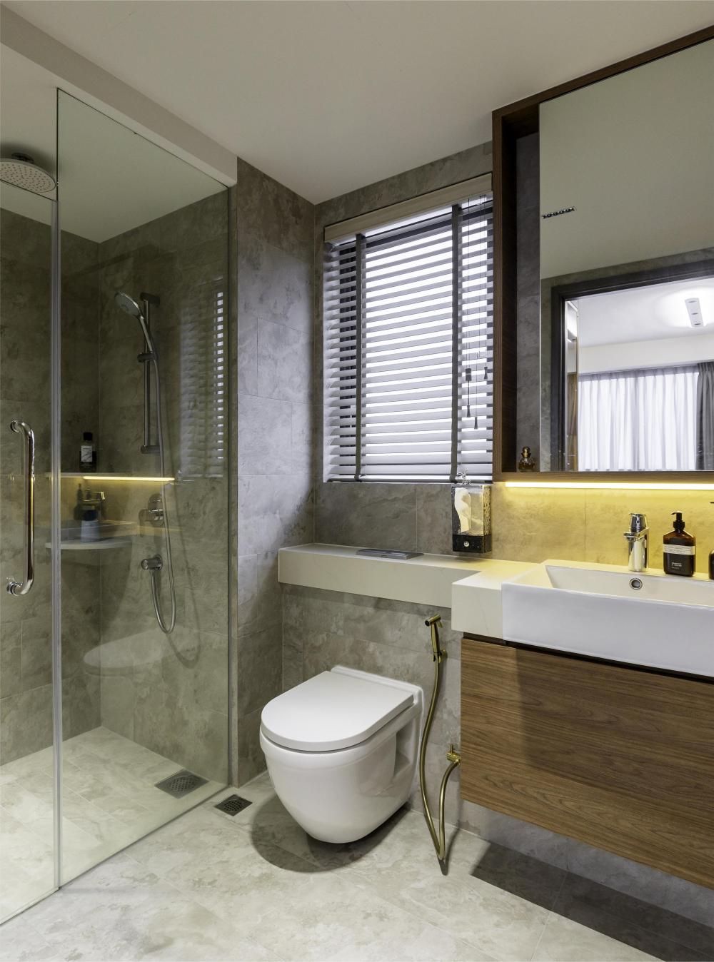 Modern Bathroom with Mirror and Bathroom Mirrors