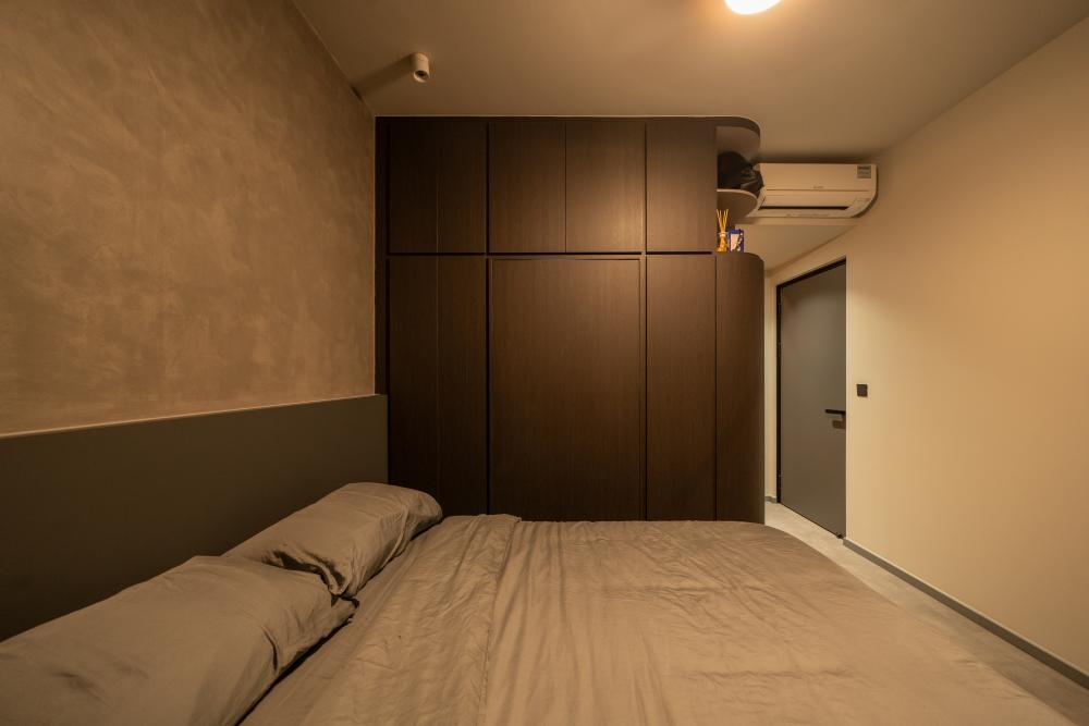 Industrial Bedroom with Wardrobe and Closet