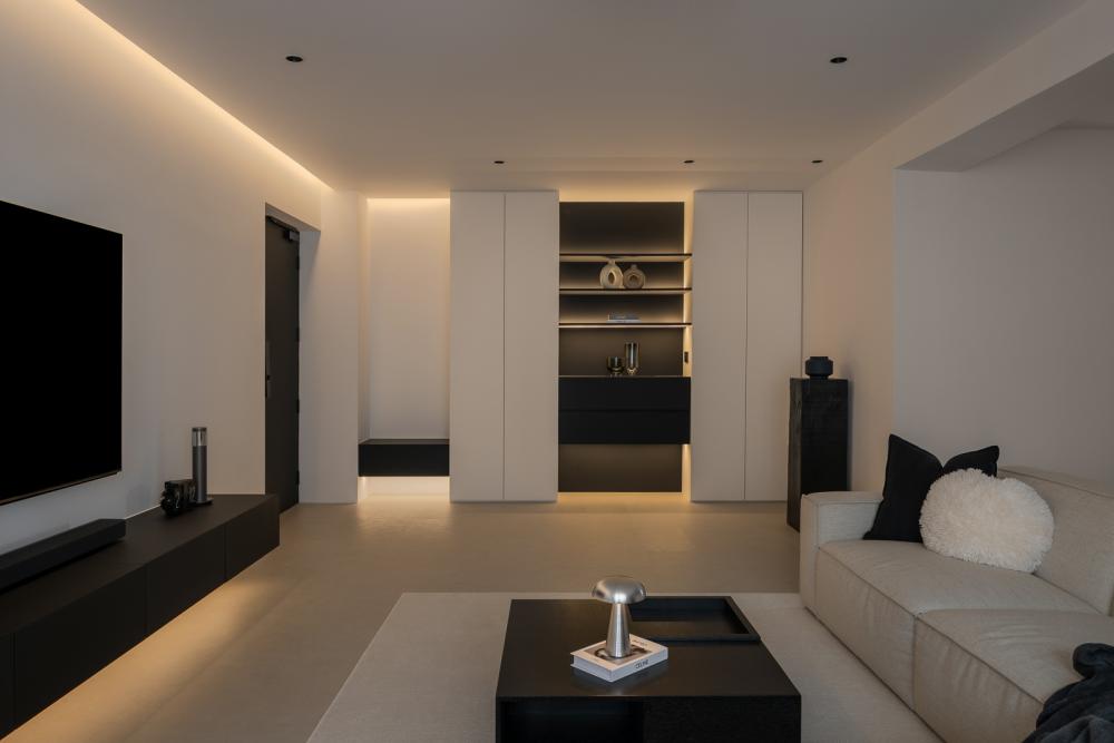 Minimalist Living Room with Vinyl Flooring and Cove Lighting
