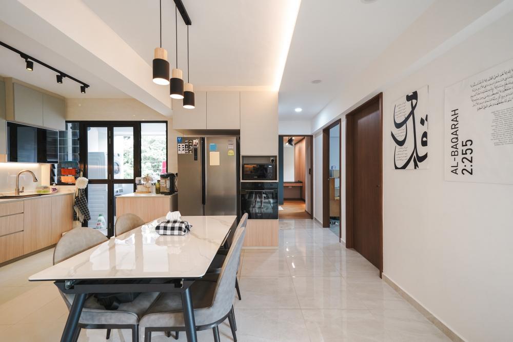 Modern Kitchen with Parquet Floor and Cement Floor