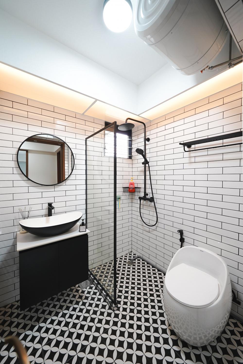 Modern Bathroom with Vinyl Flooring and Parquet Floor